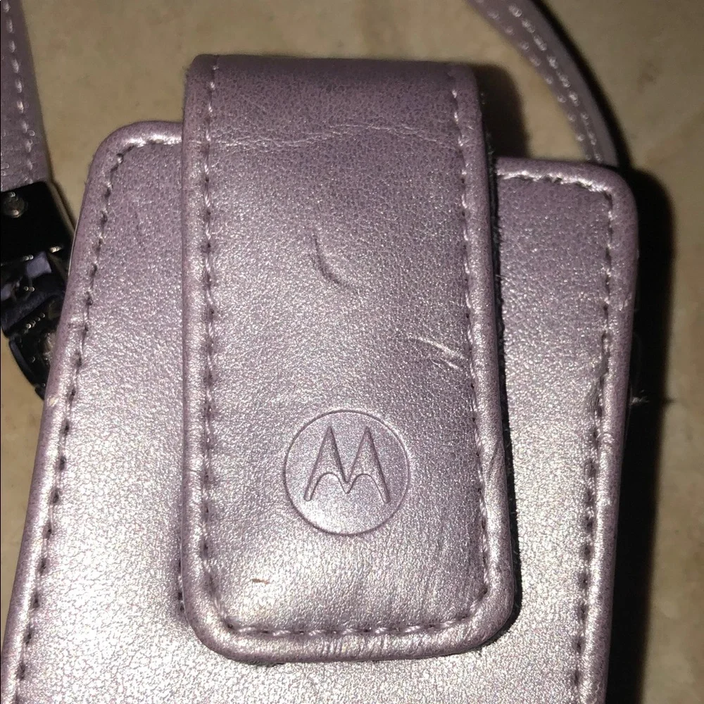 MOTOROLA LAVENDER PHONE HOLDER WITH STRAP • 2-1/4” x 4” x 1”